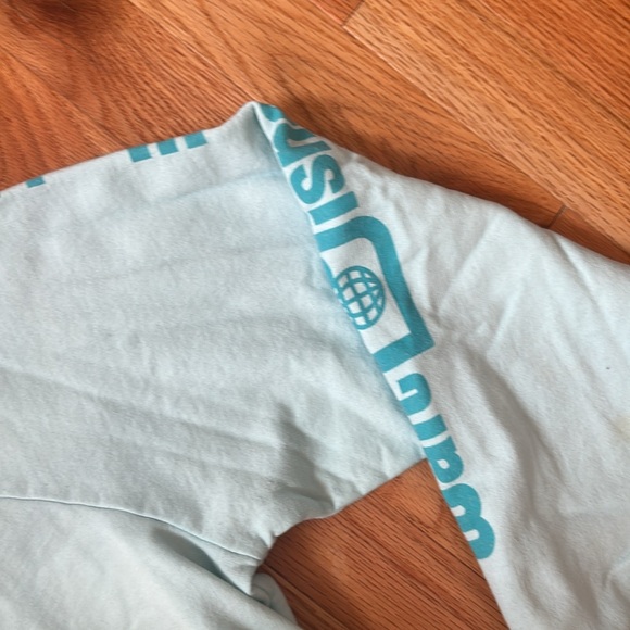 WALT DISNEY WORLD PARKS EXCLUSIVE WOMENS CREWNECK SWEATSHIRT BLUE MEDIUM SILVER - Picture 3 of 4